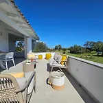 Ambra House Ferienhaus *