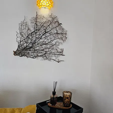 Ambra House