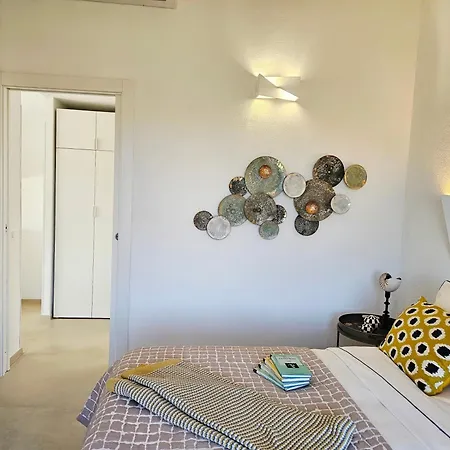 Ambra House